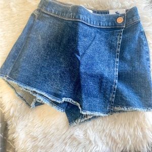 NWT Abercrombie Kids Size 9/10 Jean Skort